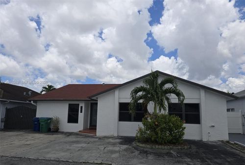 0-740 Sw 99th Court Cir, Miami, FL, 33174-1995 | Card Image