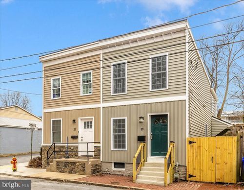 29 Winchester St, FREDERICK, MD, 21701-6524 | Card Image