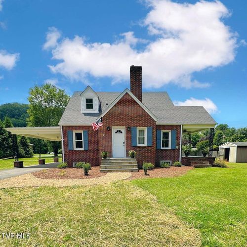461 S Shady Ave, Damascus, VA, 24236-3102 | Card Image