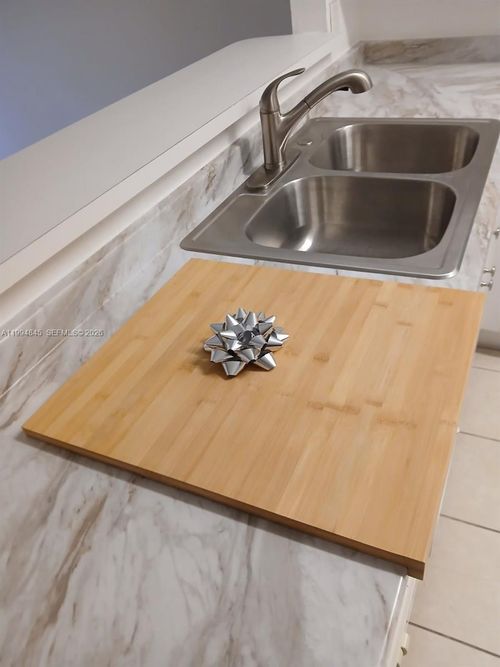 9-1575 Ne 33rd Ave, Homestead, FL, 33033-6183 | Card Image