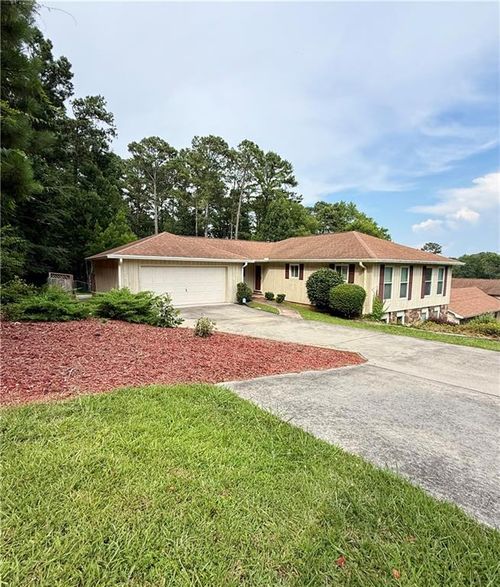8 Wellington Way Se, Rome, GA, 30161-9417 | Card Image