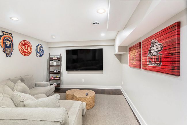 Finished lower level - recreation room | Image 12