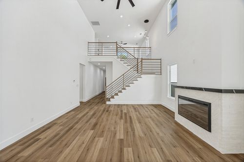 3910 Harlingen St, Dallas, TX, 75212-1027 | Card Image