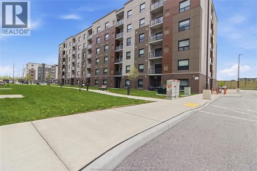 302-728 Brownstone Dr, Windsor, ON, N9K0C4 | Card Image