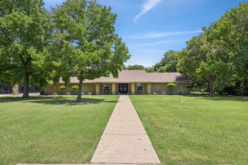 660 Sorita Cir, Heath, TX, 75032-8977 | Card Image
