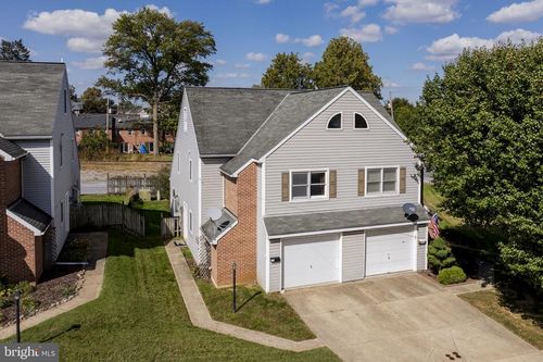 391 E Jackson St, NEW HOLLAND, PA, 17557-1750 | Card Image