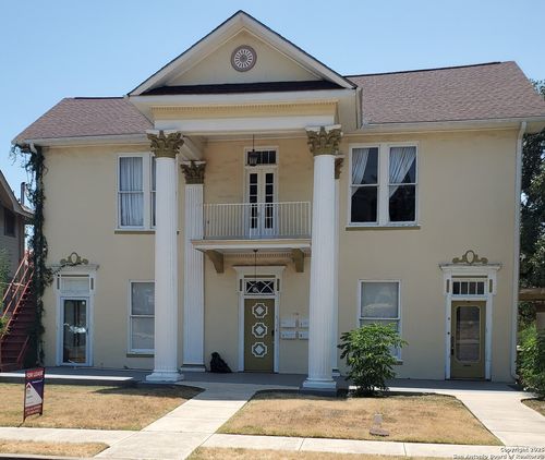 1-110 E Craig Pl, San Antonio, TX, 78212-3414 | Card Image