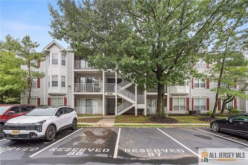 2 Sheffield Ct, North Brunswick, NJ, 08902-4294 | Card Image