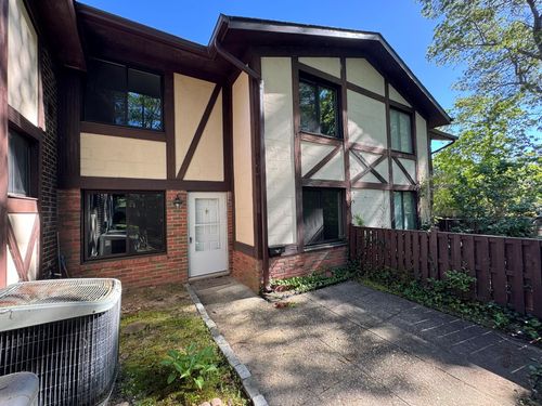 233 Sagamore Hills Dr, Port Jefferson Station, NY, 11776-3502 | Card Image