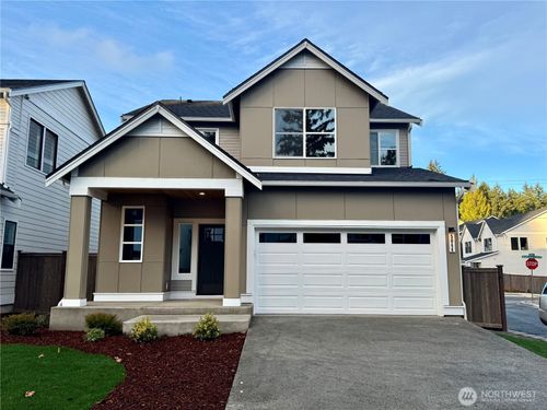 5044 Nw Cedarside Loop, Silverdale, WA, 98383-4100 | Card Image
