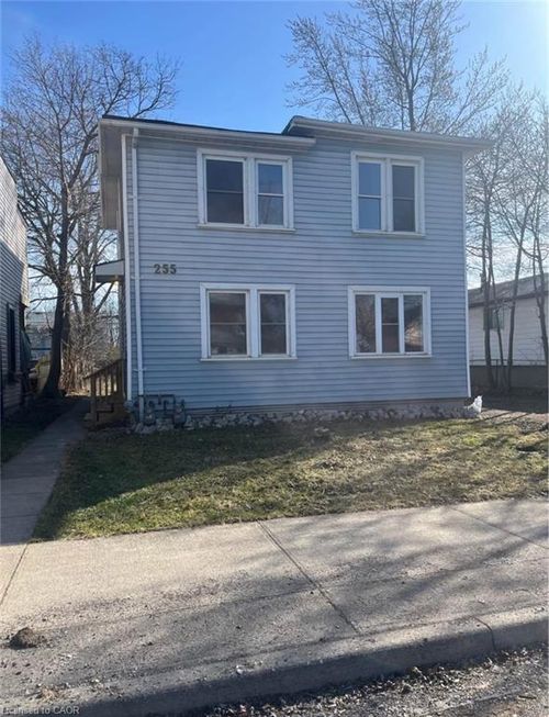 {{alt}} | Card Image