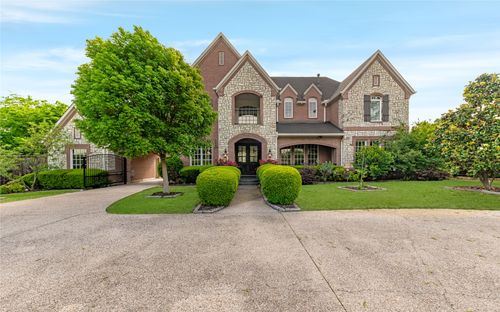 10110 Betty Jane Lane, Dallas, TX, 75229 | Card Image