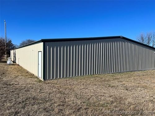 661 Kenwood Rd, Ardmore, OK, 73401-1195 | Card Image