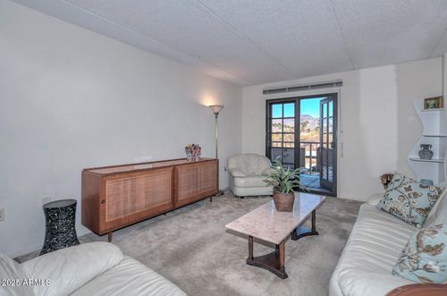 214-7402 E Carefree Dr, Carefree, AZ, 85377-4261 | Card Image
