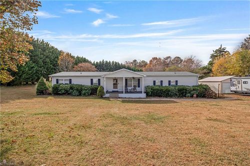 1025 Mitchell Rd, Pilot Mountain, NC, 27041-8335 | Card Image