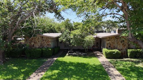 13422 Blossomheath Ln, Dallas, TX, 75240-5802 | Card Image