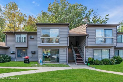 43 Lexington Ct, Red Bank, NJ, 07701-5462 | Card Image