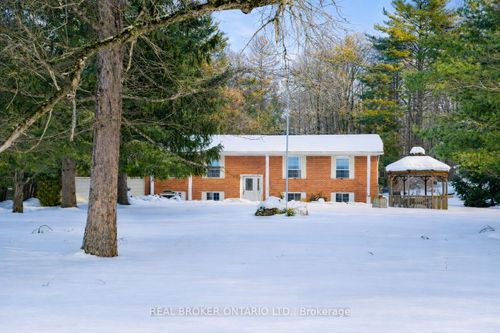 7401 Mcniven Rd, Campbellville, ON, L0P1B0 | Card Image