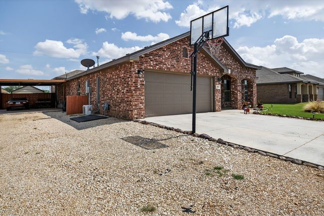 905 Buffalo Ct, House other with 4 bedrooms, 2 bathrooms and 3 parking in Stanton TX | Image 6
