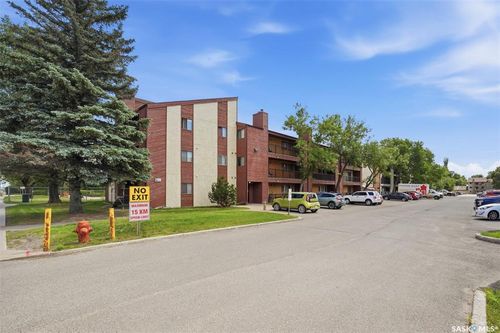 105A - 4040 8 Th St E, Condo with 2 bedrooms, 1 bathrooms and 1 parking in Saskatoon SK | Card Image