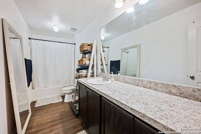 4902 Everett Loop, House other with 3 bedrooms, 2 bathrooms and null parking in Converse TX | Image 14