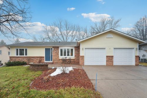 7816 73rd Street S, Cottage Grove, MN, 55016 | Card Image