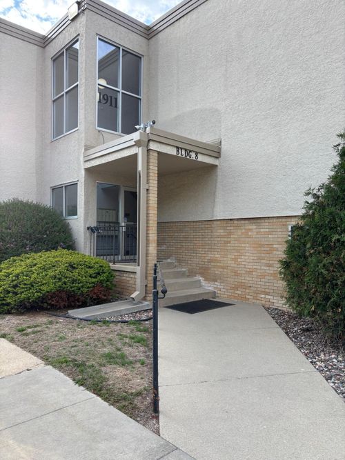apt-12-1931 Viking Dr Nw, Rochester, MN, 55901-2464 | Card Image