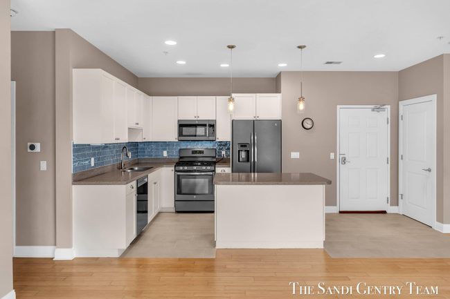 15 - 917 W Savidge St, Condo with 2 bedrooms, 2 bathrooms and null parking in Spring Lake MI | Image 21