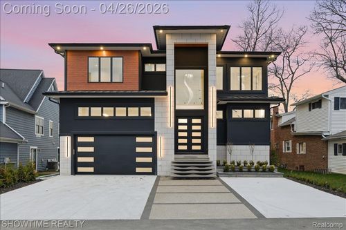 13281 Haddon St, Fenton, MI, 48430-1154 | Card Image