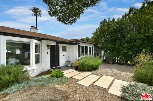 4440 Irvine Ave, North Hollywood, CA, 91602 | Card Image