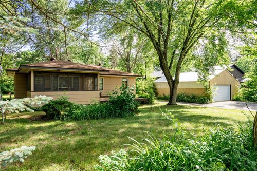 W5533 Overlook Dr, New Lisbon, WI, 53950-9646 | Card Image