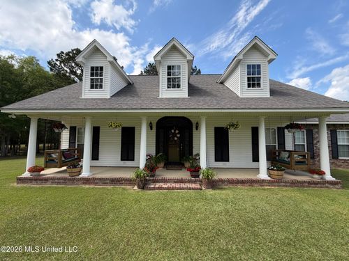 1410 W Lincoln Dr Sw, Brookhaven, MS, 39601-8201 | Card Image