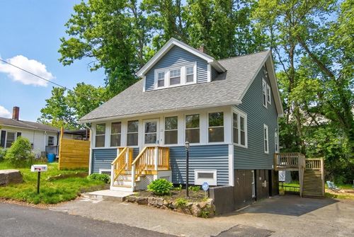 112 Percy St, Dracut, MA, 01826-5835 | Card Image