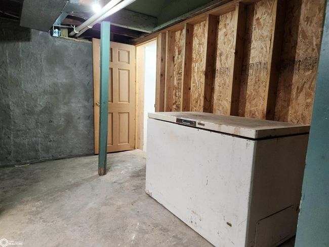 1128 Prince St, House other with 5 bedrooms, 4 bathrooms and null parking in Grinnell IA | Image 61