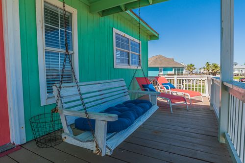 402 Seashell Dr, Surfside Beach, TX, 77541-9361 | Card Image