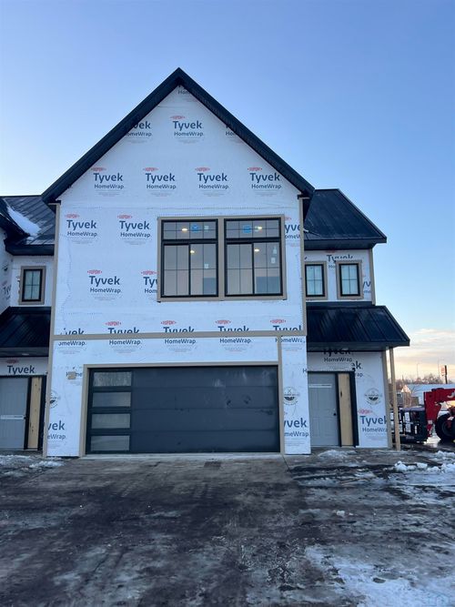 15 E Duke St, Vermillion, SD, 57069 | Card Image