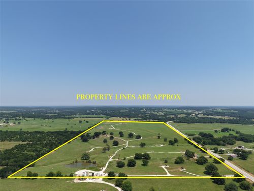 1707 Fm 902, Gainesville, TX, 76240-6355 | Card Image
