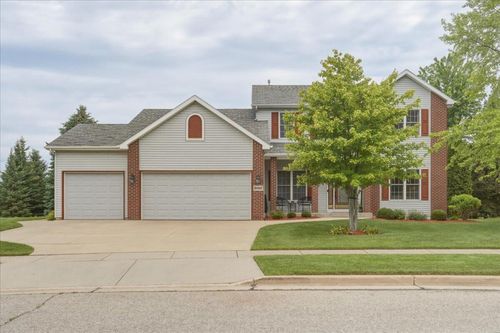 9102 61st St, Kenosha, WI, 53142-7259 | Card Image