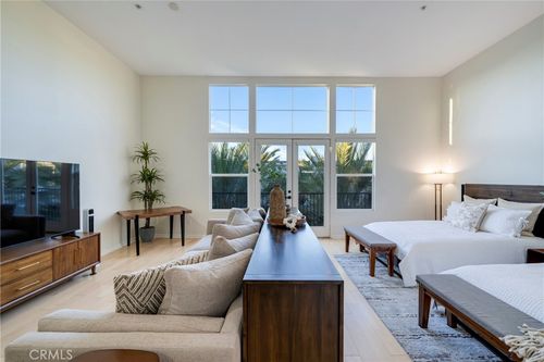 4010-1801 E Katella, Anaheim, CA, 92805 | Card Image