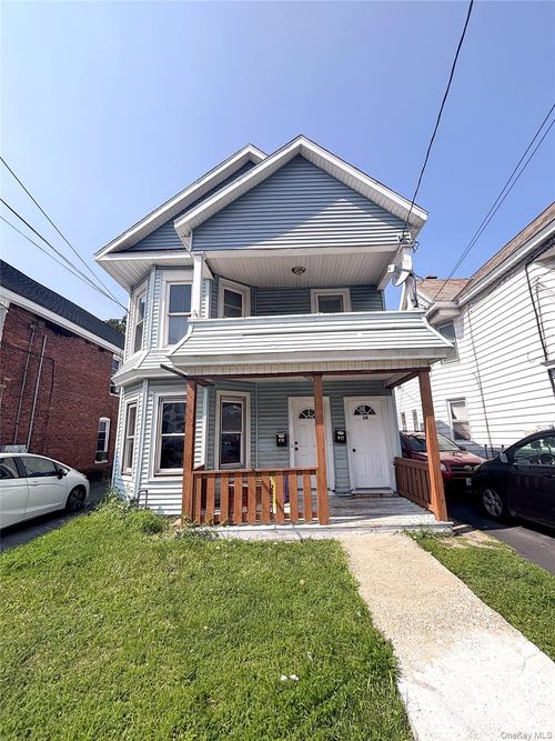 917 Norwood Ave, Schenectady, NY, 12303-1226 | Card Image