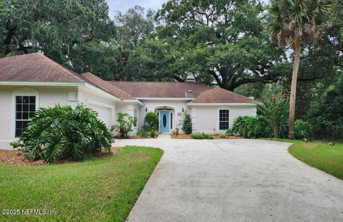 135 Blake Ave, Orange Park, FL, 32073-4136 | Card Image