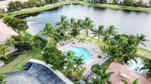 104-2833 Sw 82nd Ave, Miramar, FL, 33025-7404 | Card Image