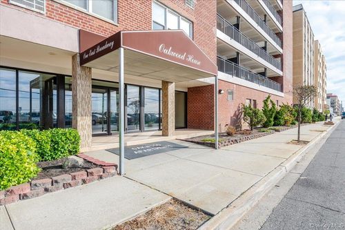 apt-7o-1 E Broadway, Long Beach, NY, 11561-4143 | Card Image