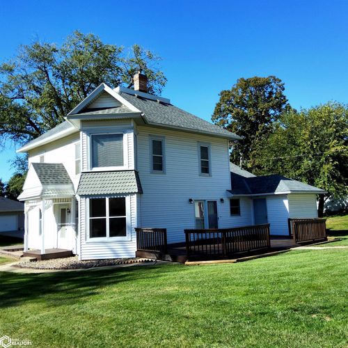 500 Pleasant St, Walnut, IA, 51577-6022 | Card Image
