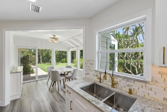 7 Lantana Ln, House other with 3 bedrooms, 3 bathrooms and null parking in Sewalls Point FL | Image 22