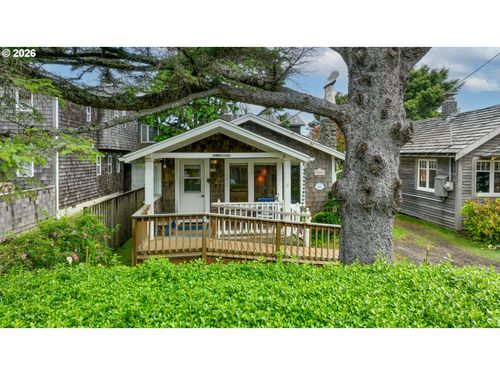 164 W Jackson St, Cannon Beach, OR, 97110-3093 | Card Image