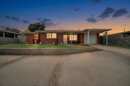 606 Elgin, Big Spring, TX, 79720 | Card Image