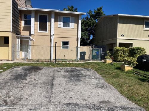 8009 Sw 7th Ct, North Lauderdale, FL, 33068-2120 | Card Image