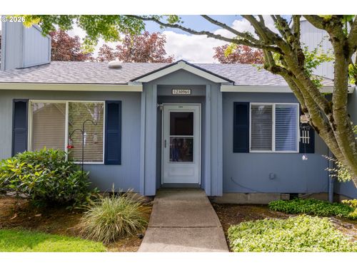 6504 Ne Chestnut St, Hillsboro, OR, 97124-7583 | Card Image