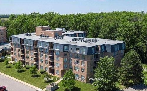 203-8111 Forest Glen Dr, Niagara Falls, ON, L2H2Y7 | Card Image